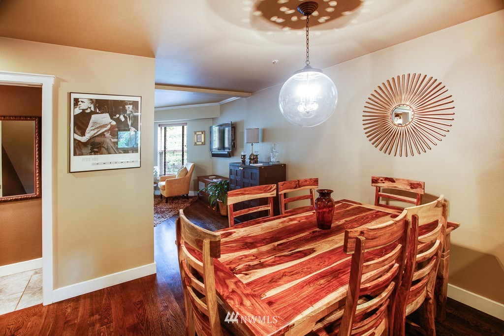 202 24th Avenue East, Unit 6 Seattle, WA 98112 - Photo 10 of 22