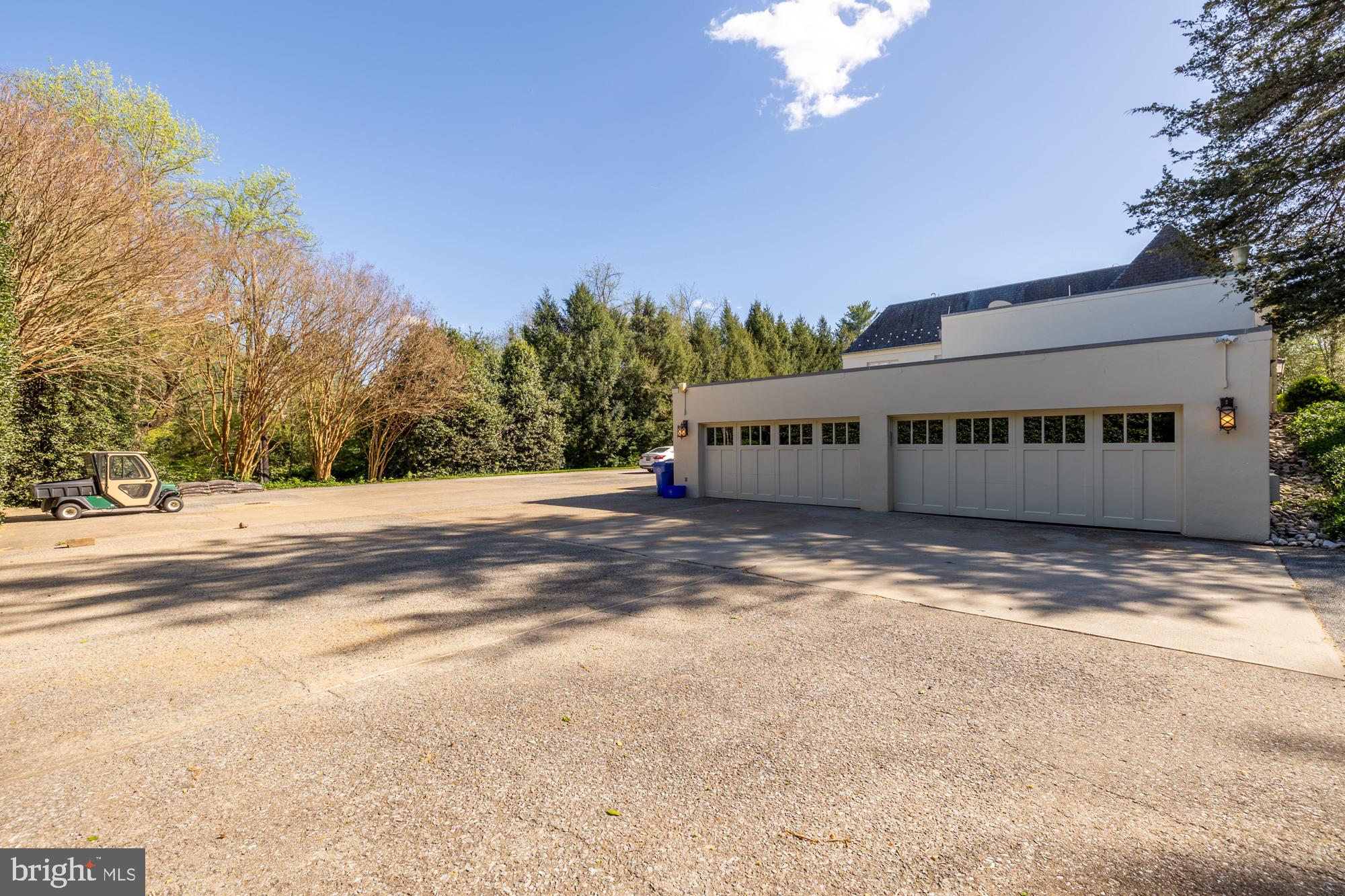 11900 River Road Potomac, MD 20854 - Photo 105 of 108 Garage - Staff House