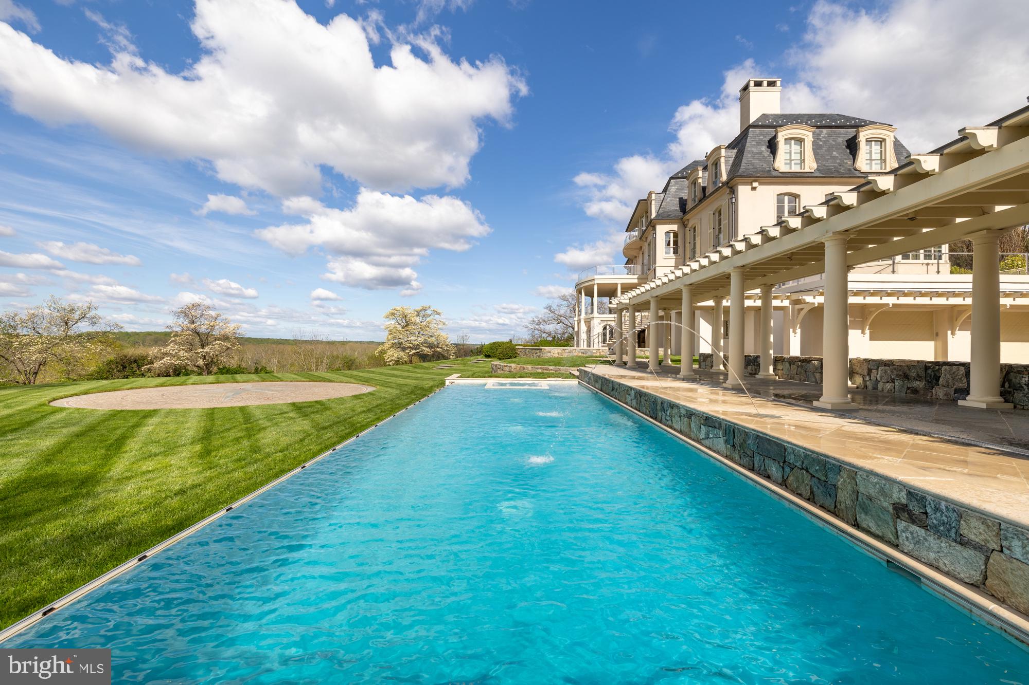 11900 River Road Potomac, MD 20854 - Photo 11 of 108 Infinity Pool