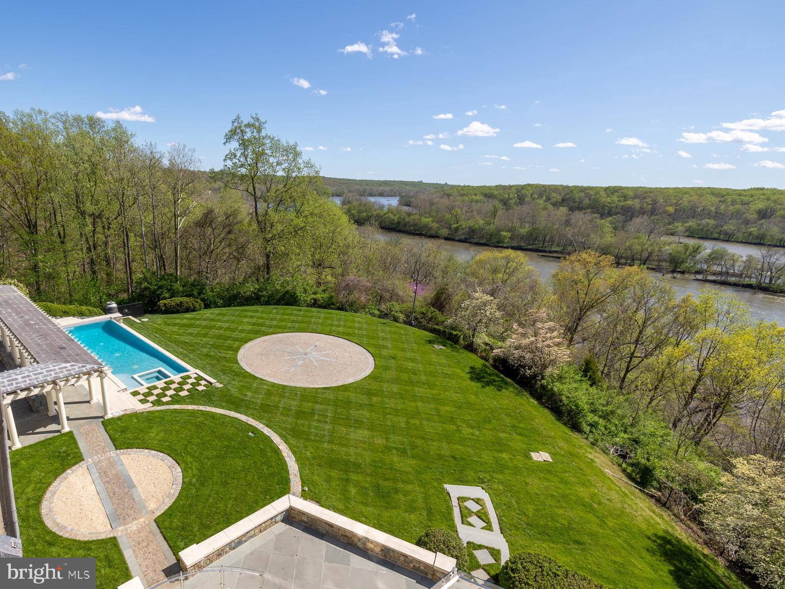 11900 River Road Potomac, MD 20854 - Photo 21 of 108 Rear Yard and River View