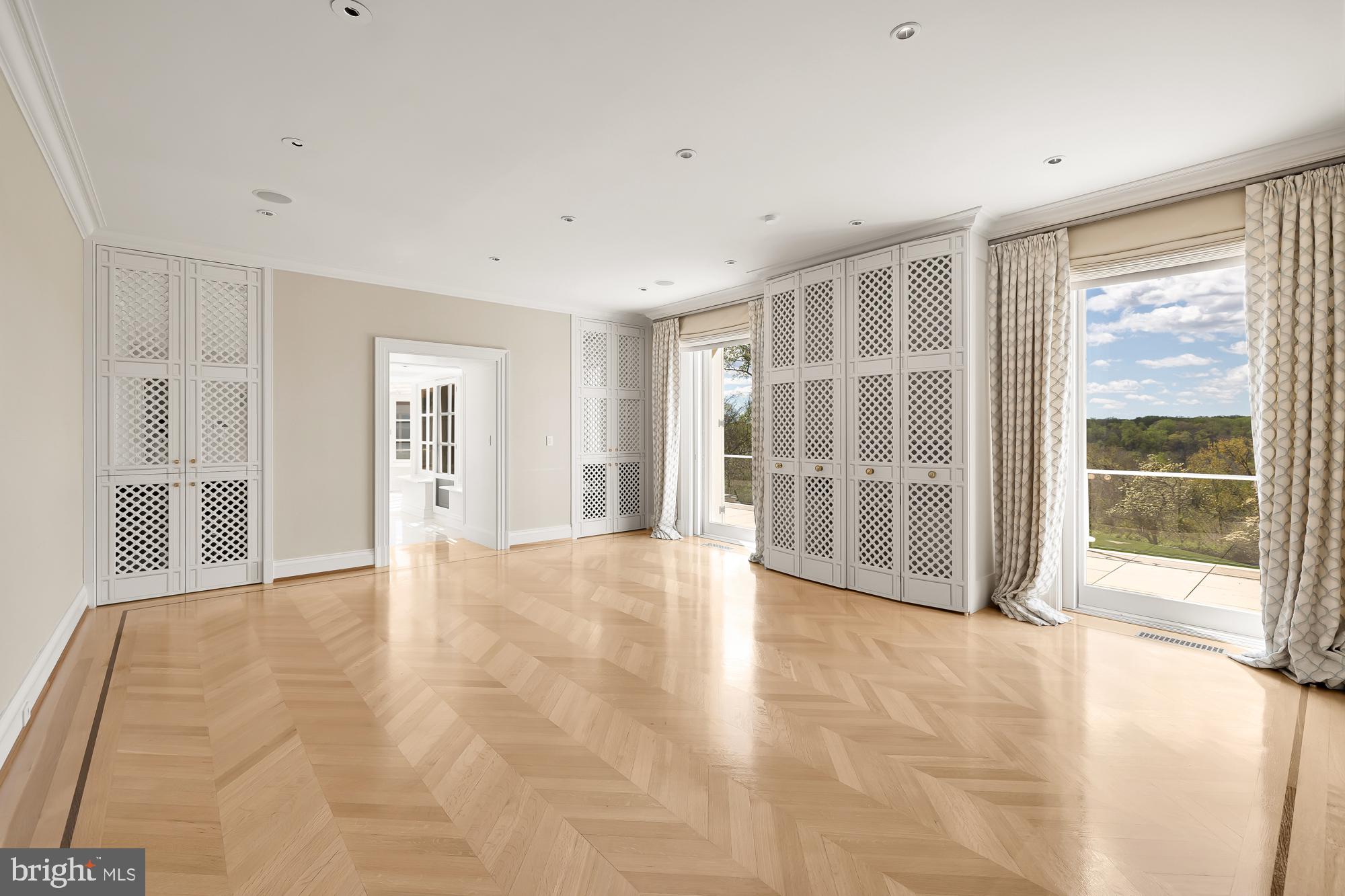 11900 River Road Potomac, MD 20854 - Photo 43 of 108 Breakfast Room