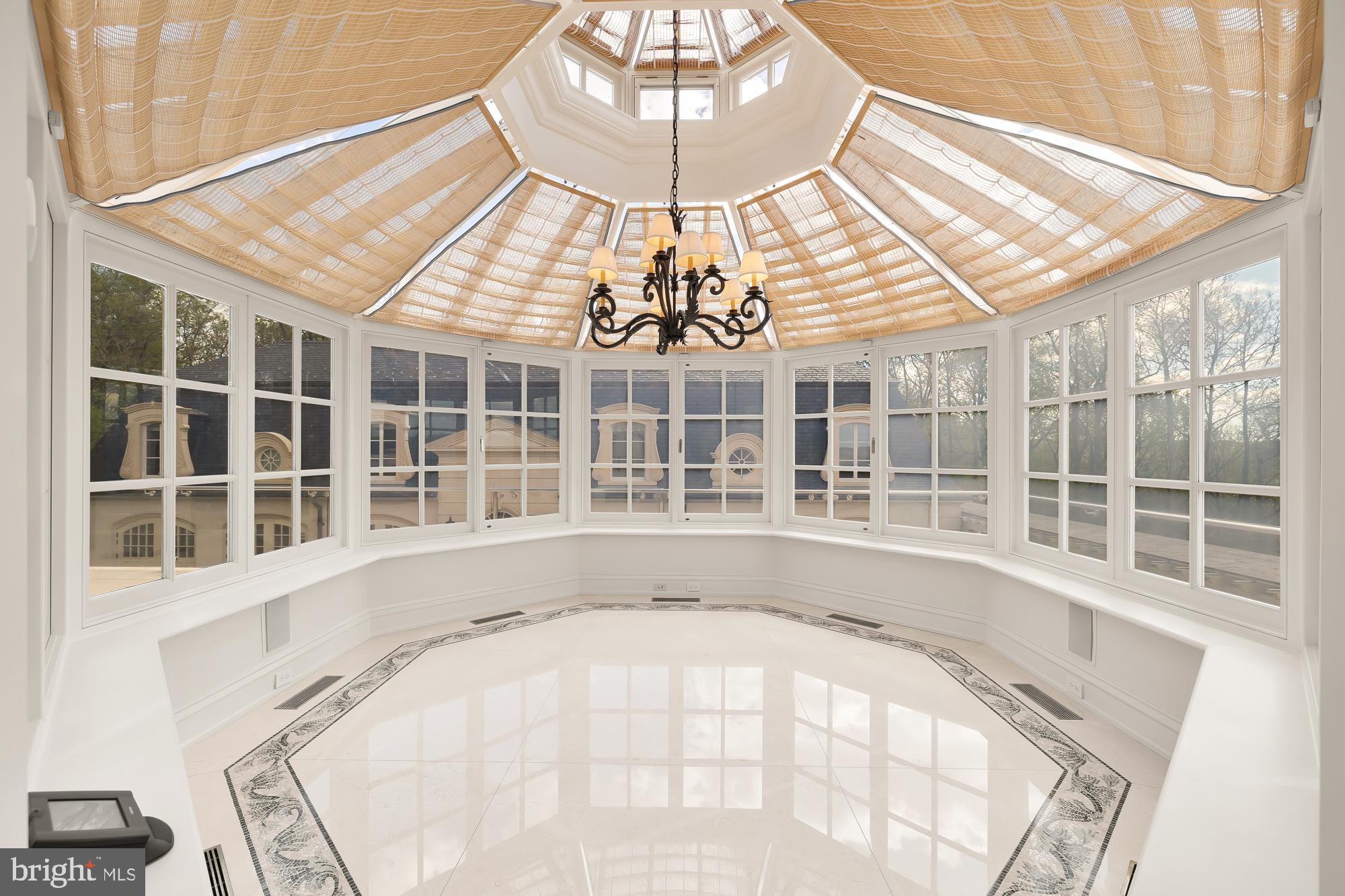 11900 River Road Potomac, MD 20854 - Photo 46 of 108 Solarium