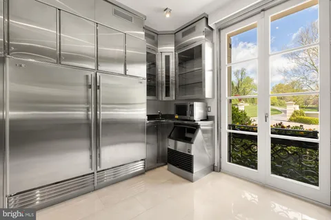 $24,900,000 | 11900 River Road, Potomac, MD 20854