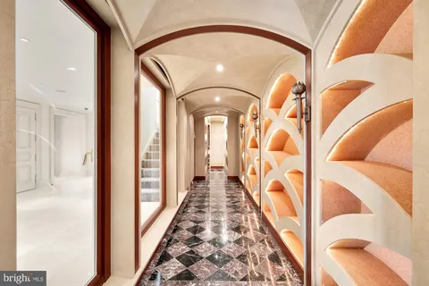 $24,900,000 | 11900 River Road, Potomac, MD 20854