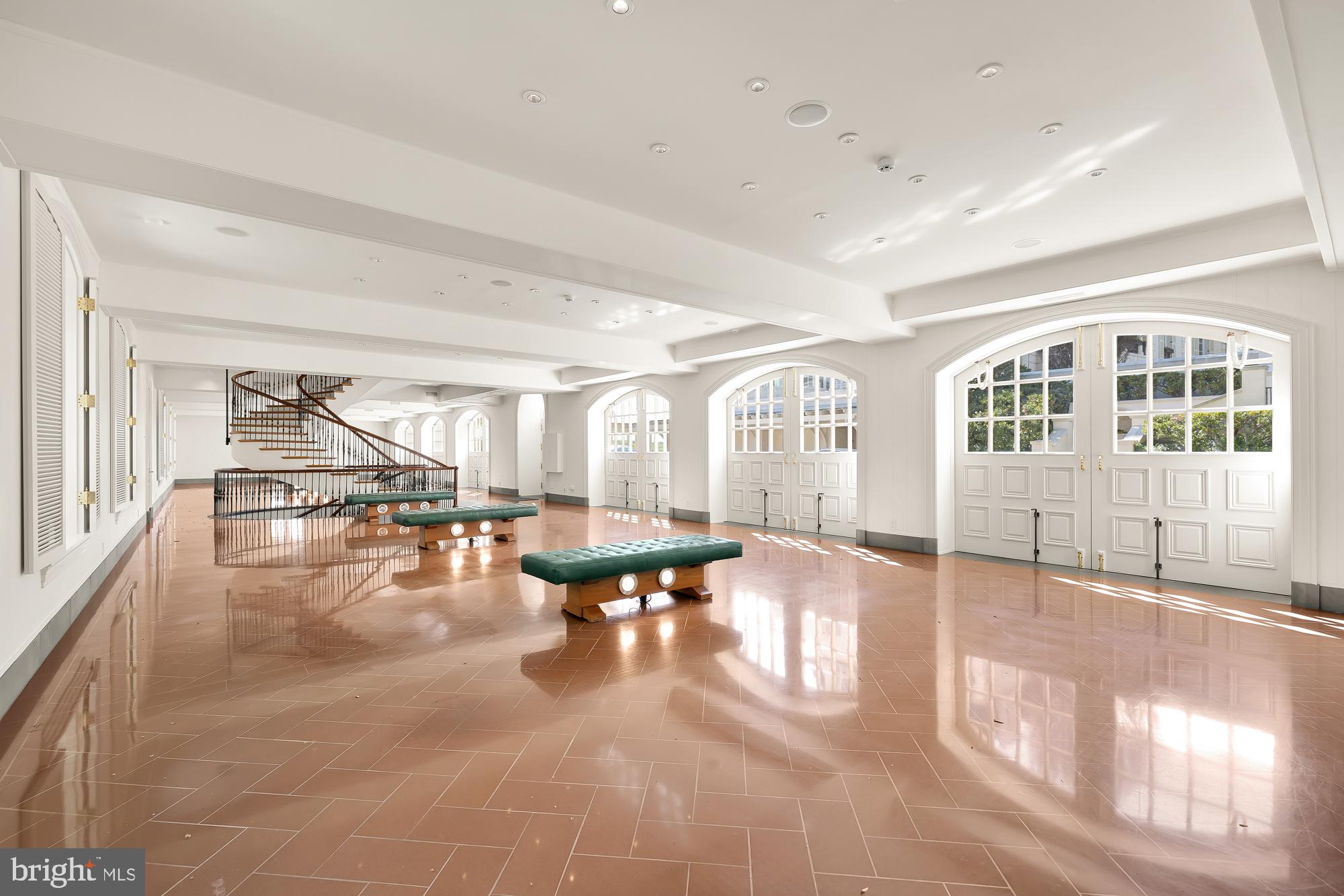 11900 River Road Potomac, MD 20854 - Photo 97 of 108 Main Level of Carriage house