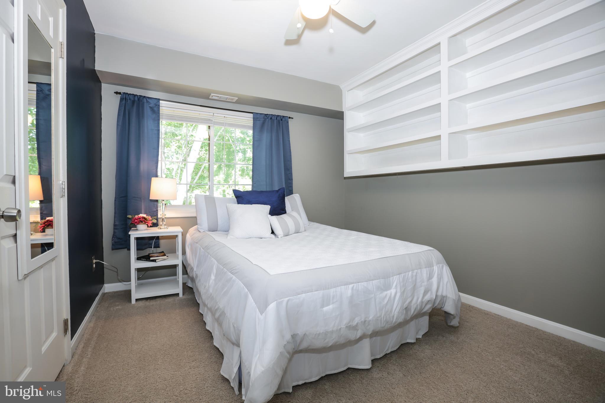 635 Waterloo Road, Unit 233 Warrenton, VA 20186 - Photo 11 of 19 Bedroom #3 w/ Built-in Cabinet for Books & Photos