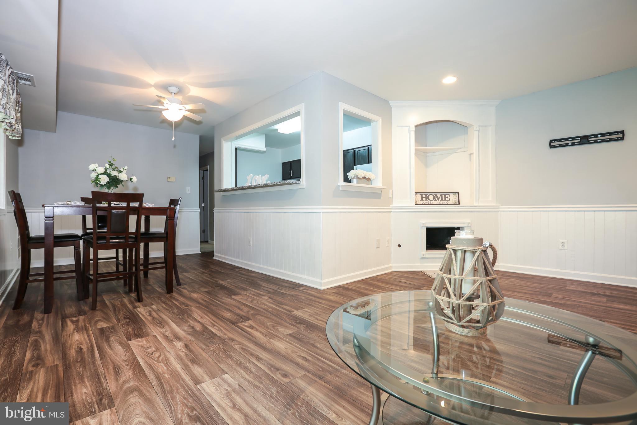 635 Waterloo Road, Unit 233 Warrenton, VA 20186 - Photo 18 of 19 Spacious Open Floor Plan w/ Living & Dining Rooms