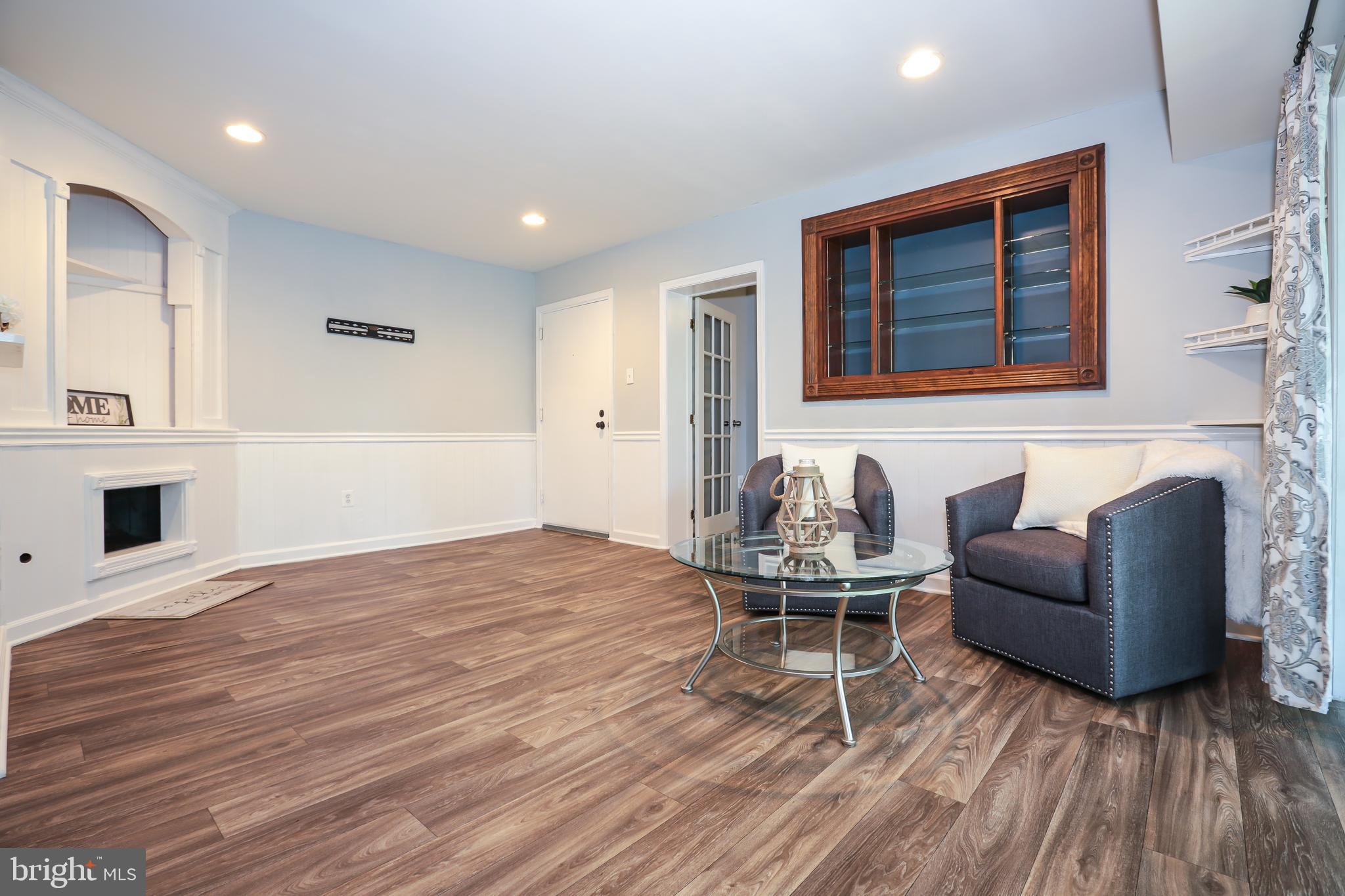 635 Waterloo Road, Unit 233 Warrenton, VA 20186 - Photo 19 of 19 Spacious Open Floor Plan with Custom Built Ins