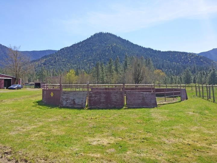 3279 Fish Hatchery Road Grants Pass, OR 97527 - Photo 10 of 35 Additional Photo