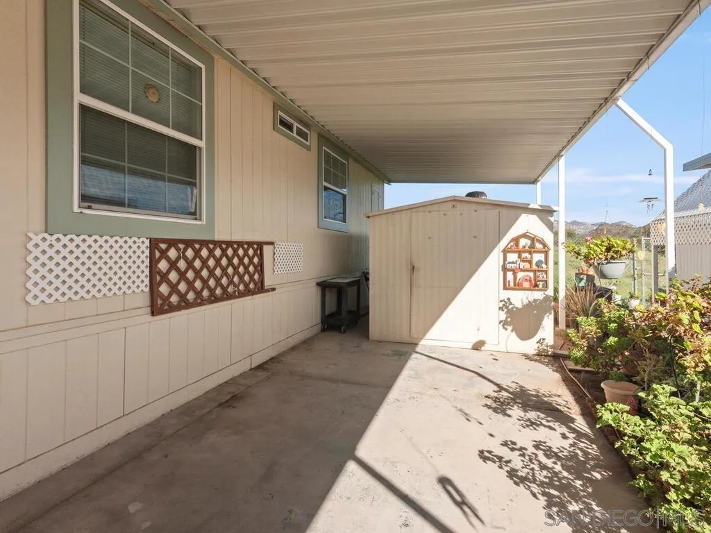 9500 Harritt Road, Unit 31 Lakeside, CA 92040 - Photo 5 of 33 a view of a balcony
