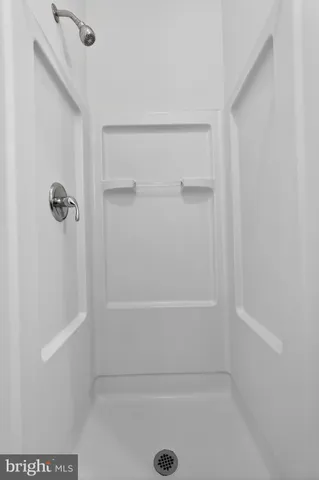 $950 | 4422 Pechin Street, Philadelphia, PA 19128