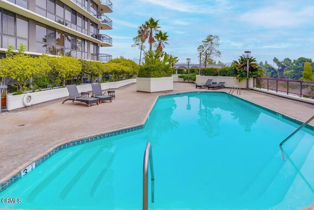 222 Monterey Road, Unit 1103 Glendale, CA 91206 - Photo 57 of 68 222-monterey-rd-084_web