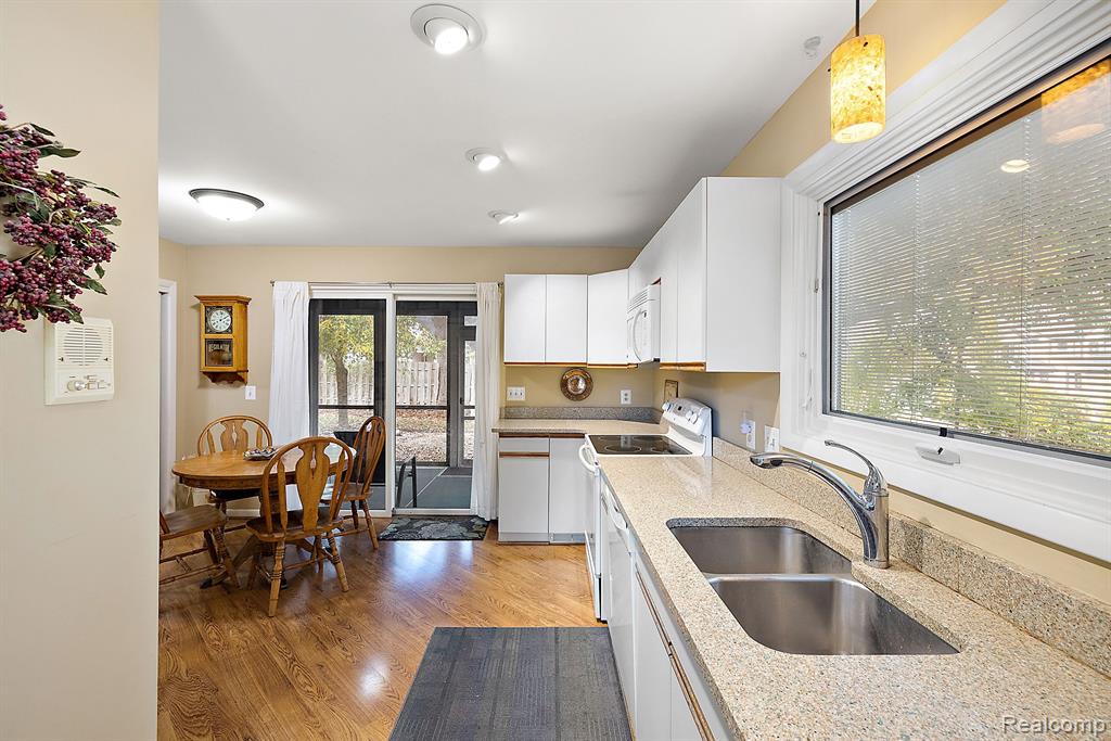 850 Harding Avenue Rochester Hills, MI 48307 - Photo 14 of 43