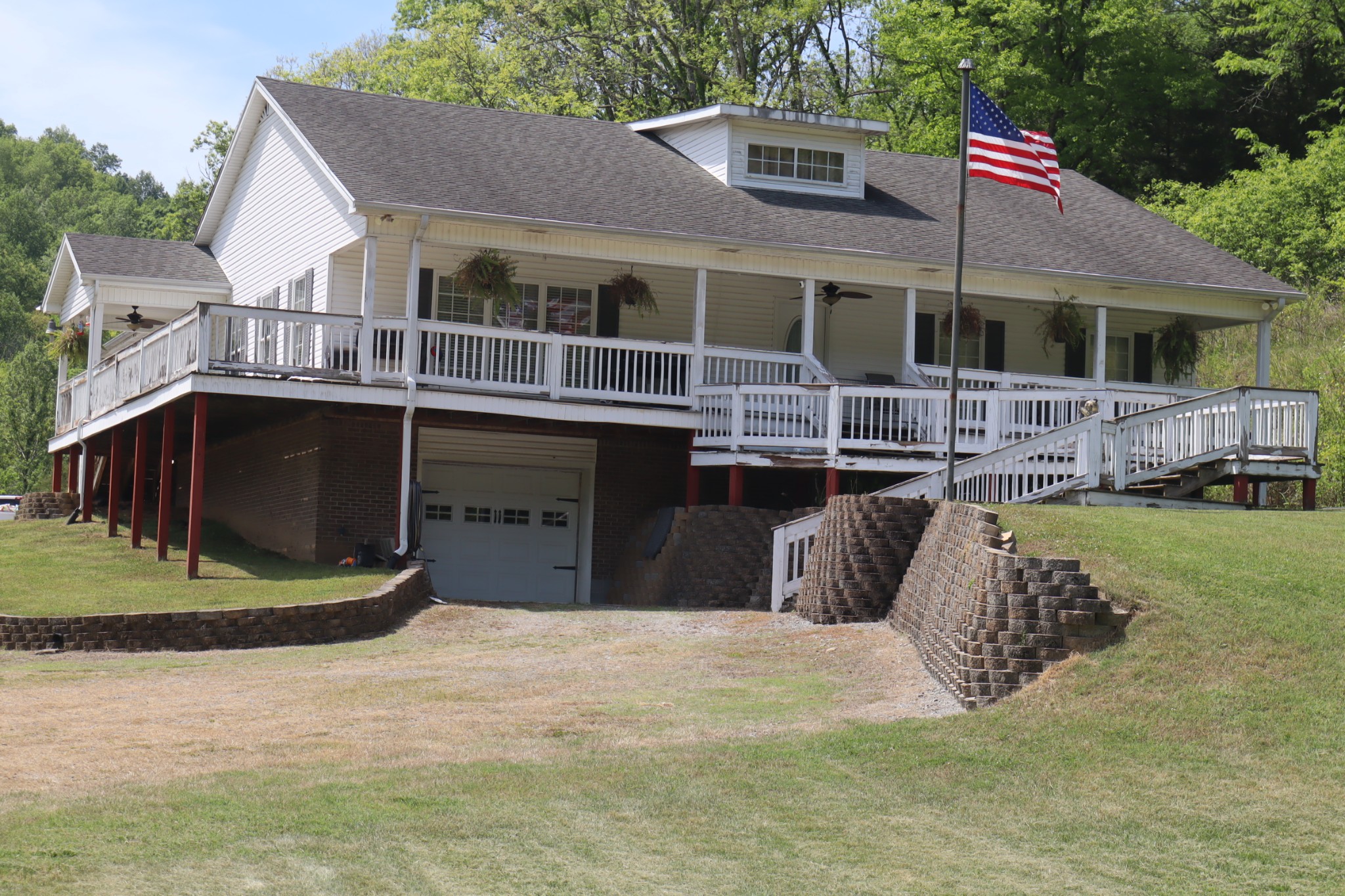 341 Pumpkin Hollow Road Liberty, TN 37095 - Photo 1 of 59