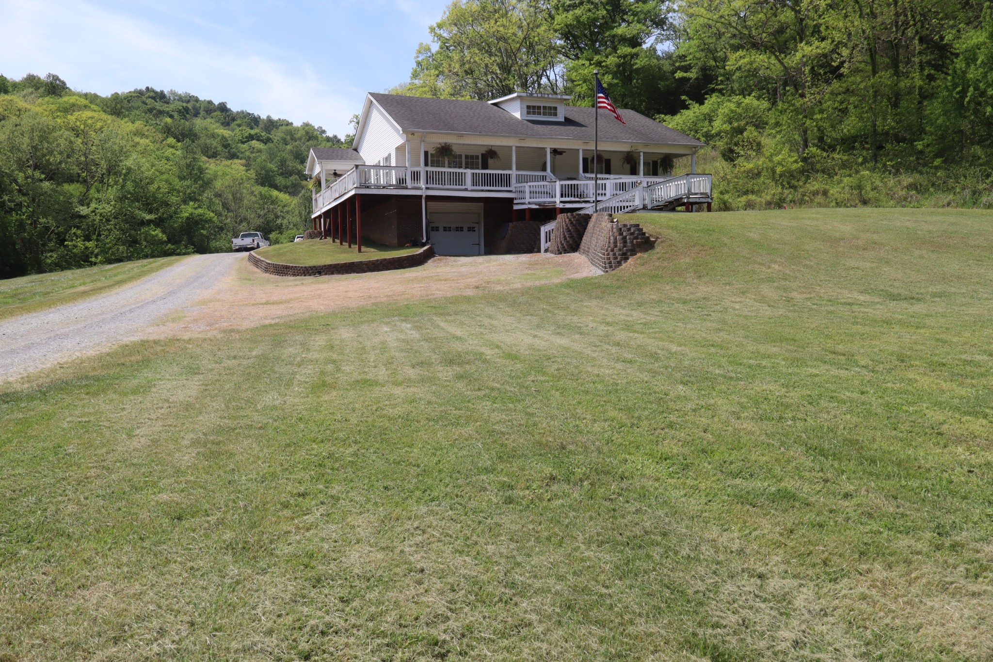 341 Pumpkin Hollow Road Liberty, TN 37095 - Photo 2 of 59