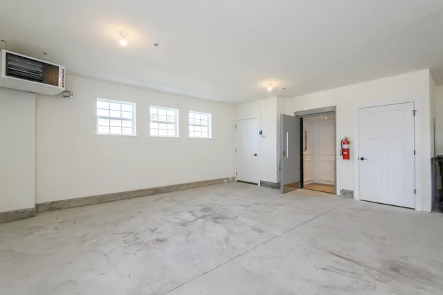 $2,600 | 206 Grand Avenue, Unit 1, Mukwonago, WI 53149