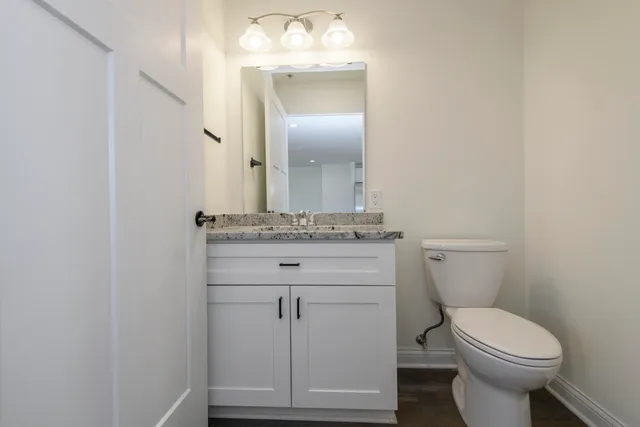 $2,600 | 206 Grand Avenue, Unit 1, Mukwonago, WI 53149