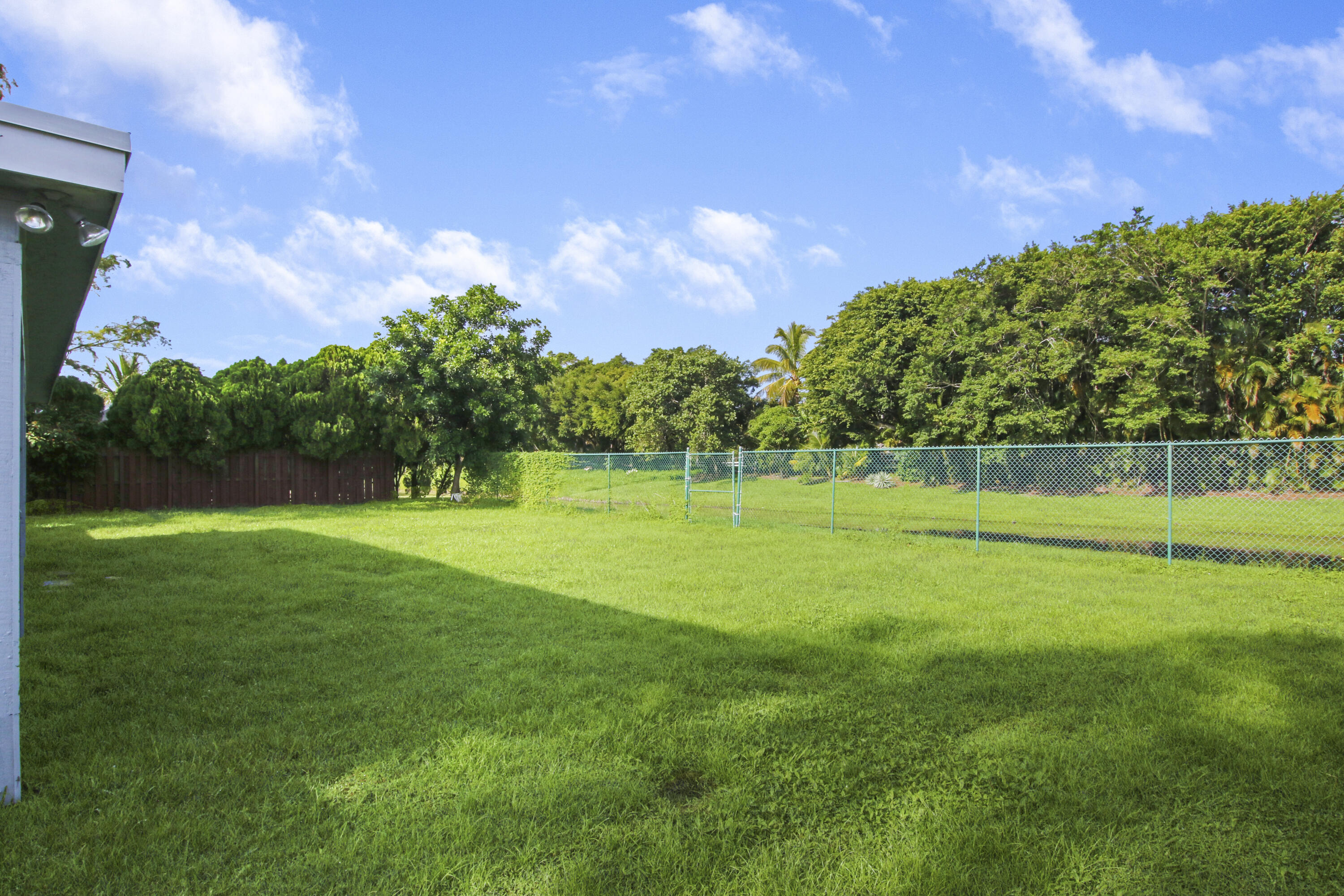 1252 Raintree Lane Wellington, FL 33414 - Photo 22 of 22 Once more