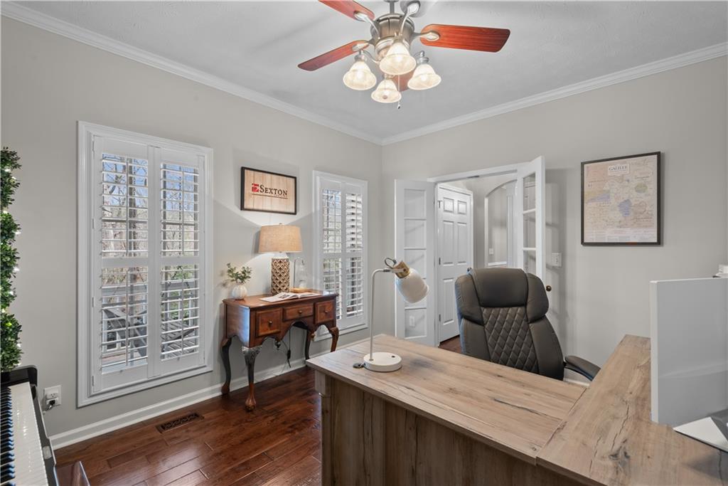 414 Parker Branch Road Barnesville, GA 30204 - Photo 11 of 101 a living room with furniture and wooden floor
