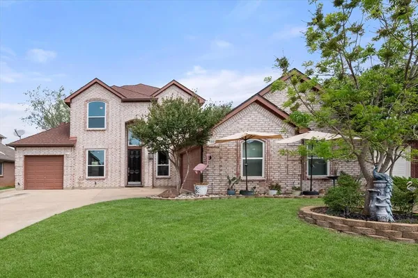 $437,900 | 1305 Liverpool Lane, Mansfield, TX 76063