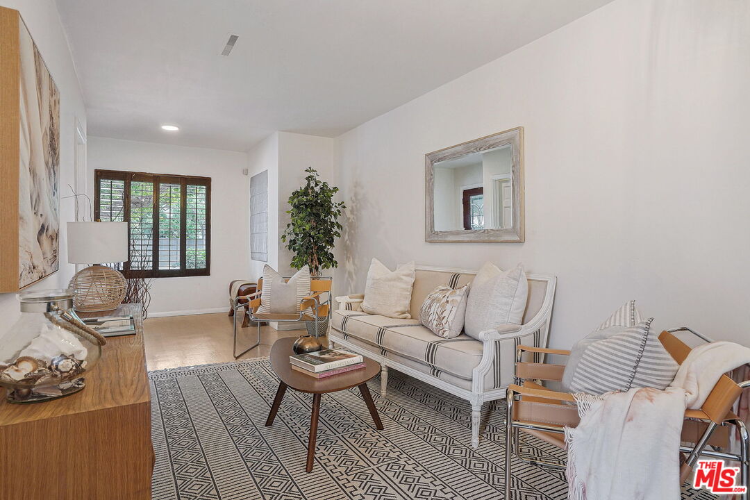 1205 Appleton Way Venice, CA 90291 - Photo 19 of 38