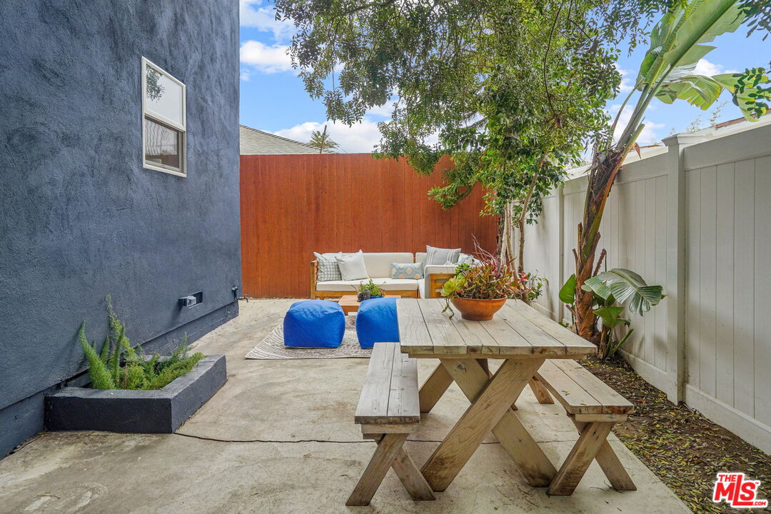 1205 Appleton Way Venice, CA 90291 - Photo 37 of 38