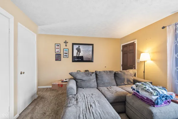 $199,900 | 3605 Redwood Drive, Indianapolis, IN 46227