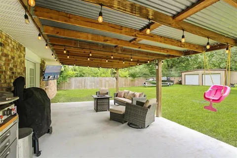 $260,000 | 443 Crestwood Street, Lake Charles, LA 70605