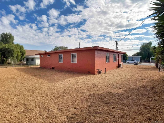 $749,000 | 4650 Hilltop Drive, San Diego, CA 92102