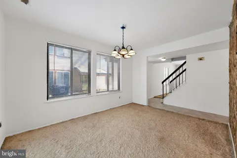 $199,900 | 710 East Elm Avenue, Lindenwold, NJ 08021