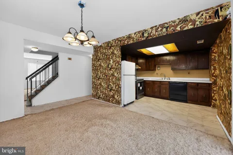 $199,900 | 710 East Elm Avenue, Lindenwold, NJ 08021