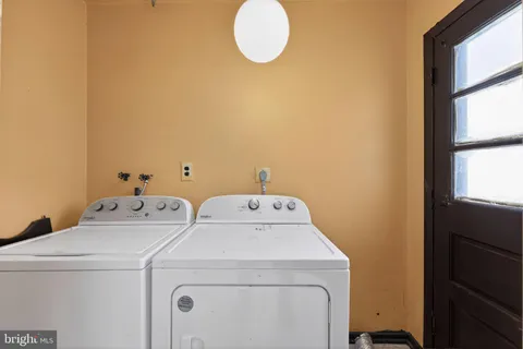 $199,900 | 710 East Elm Avenue, Lindenwold, NJ 08021