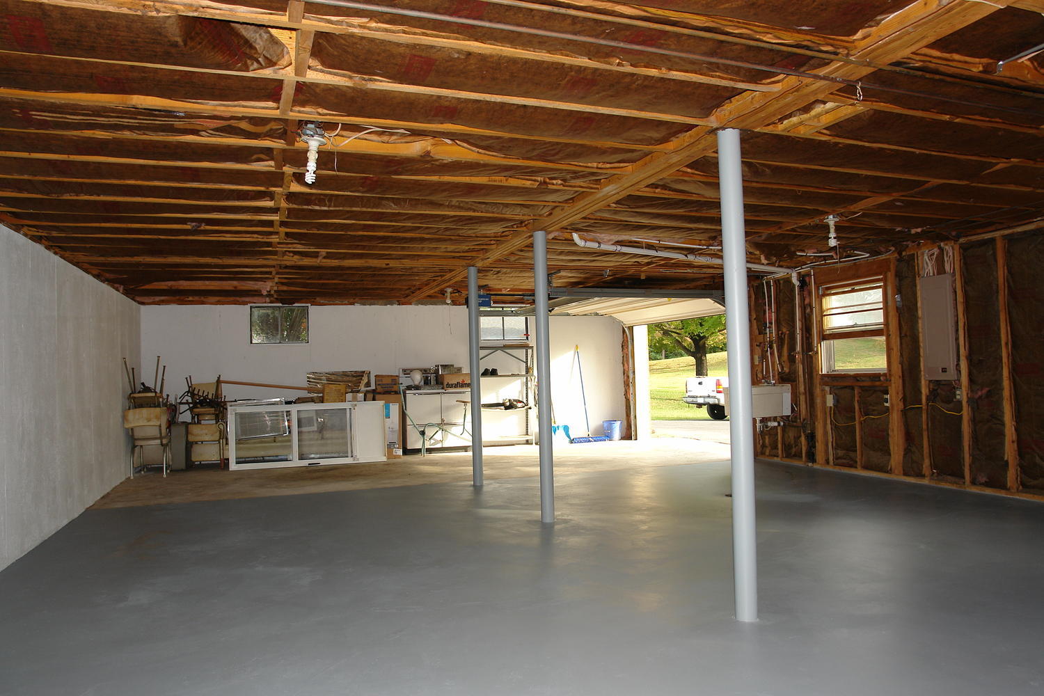 1520 West Ruritan Road Roanoke, VA 24012 - Photo 22 of 28 1520 W Ruritan Rd Roanoke VA-large-022-1
