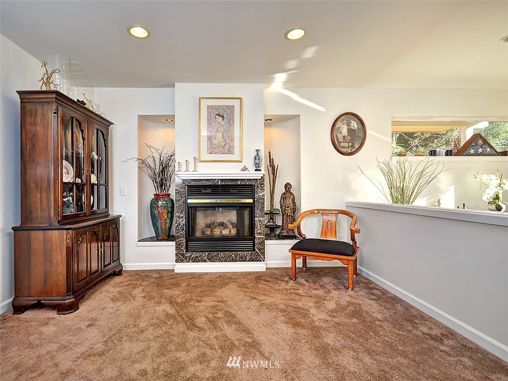 11149 Northeast 160th Place Bothell, WA 98011 - Photo 14 of 24 Gallery Image 14