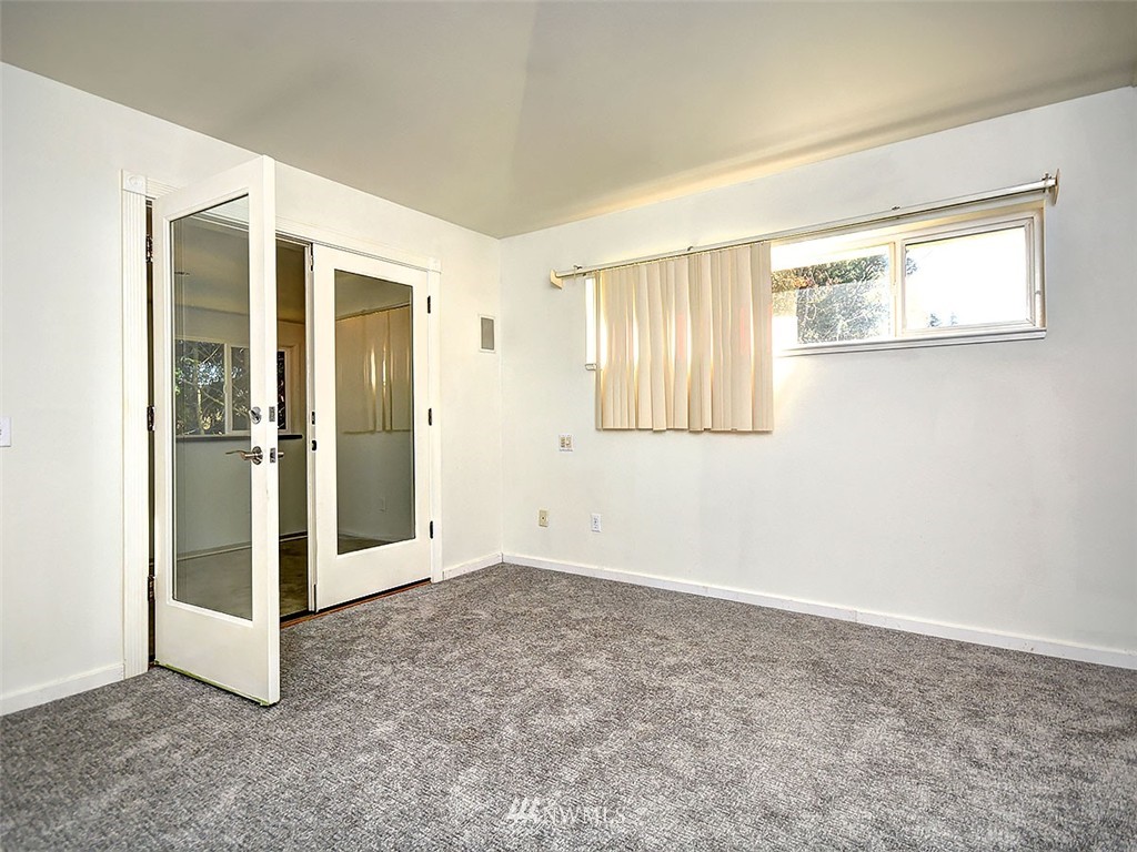 11149 Northeast 160th Place Bothell, WA 98011 - Photo 16 of 24 Gallery Image 16