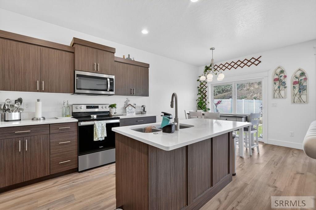 1578 Surprise Valley Road Pocatello, ID 83201 - Photo 7 of 32