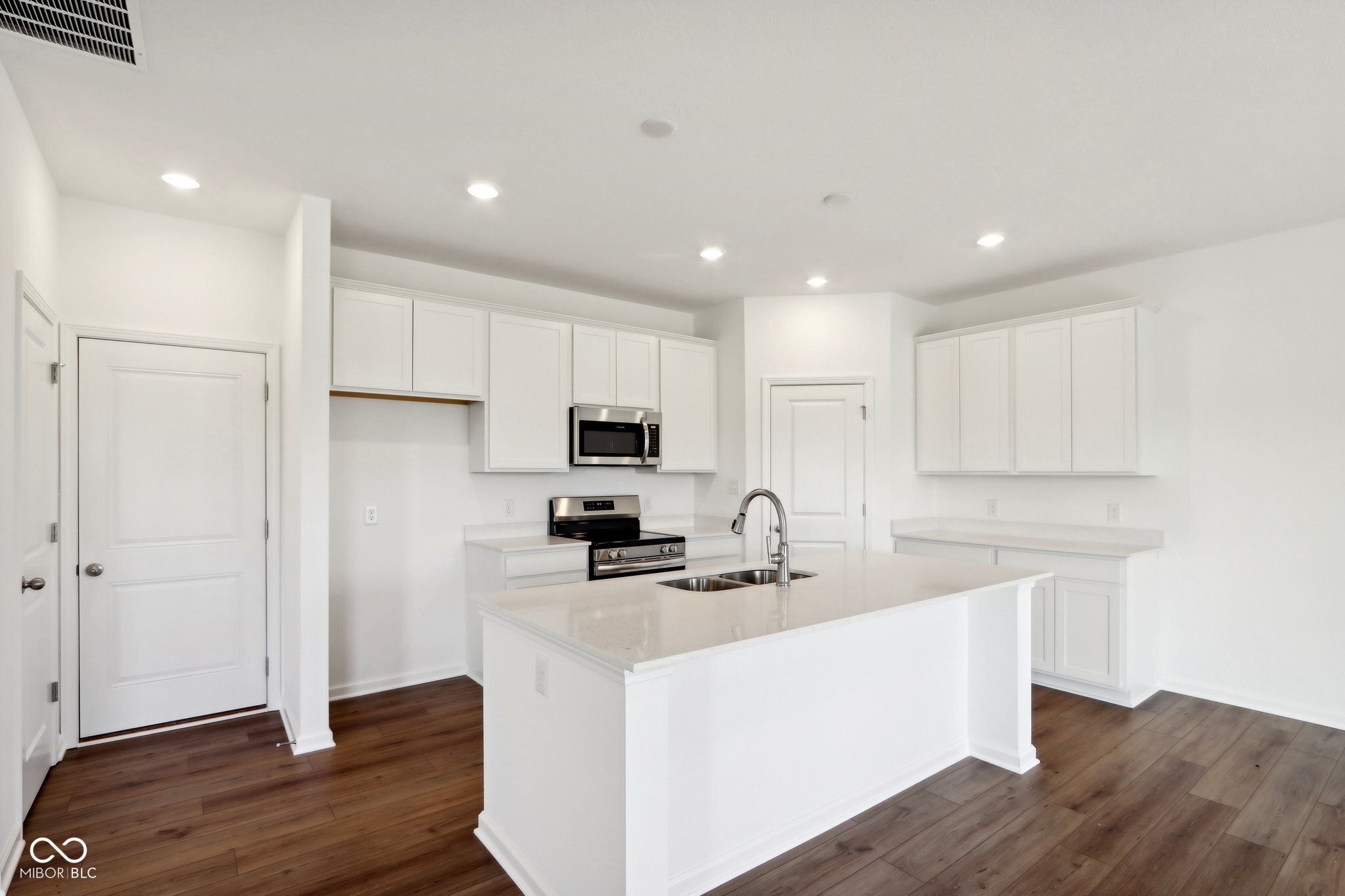 8362 Juniper Lane Pendleton, IN 46064 - Photo 7 of 31