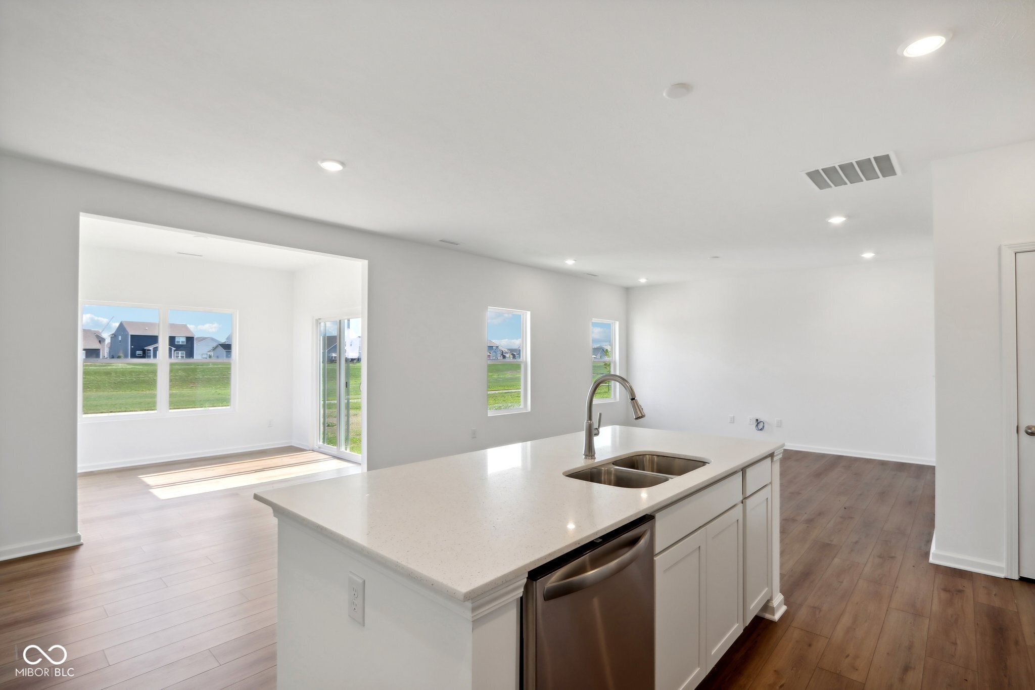 8362 Juniper Lane Pendleton, IN 46064 - Photo 9 of 31