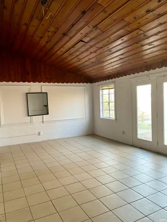 $199,900 | 507 North Geiger Street, Huntingburg, IN 47542