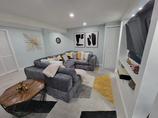 $3,600 | 5 Collela Drive, Franklin, MA 02038