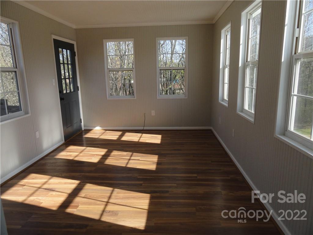 320 Morehead Road Marion, NC 28752 - Photo 27 of 36 Gallery Image 27