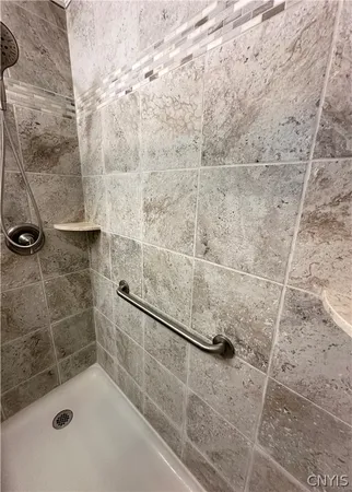 $150,000 | 411 Boston Road, Salina, NY 13211