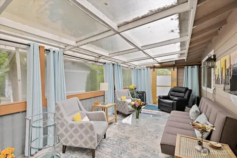 $1,525,000 | 14303 102nd Avenue Northeast, Kirkland, WA 98034