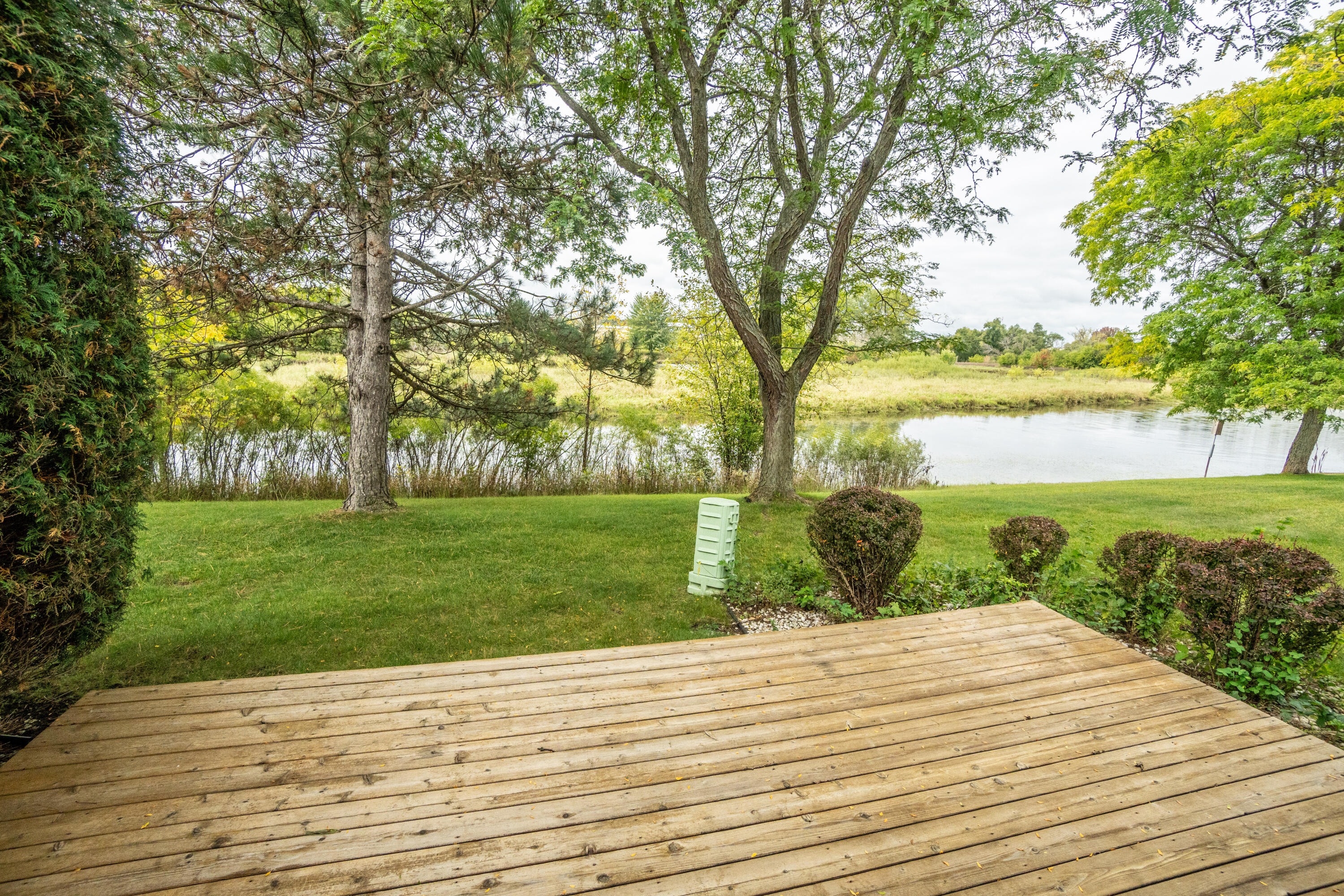 W179N9765 Riversbend Circle West Germantown, WI 53022 - Photo 5 of 25 DSC02133