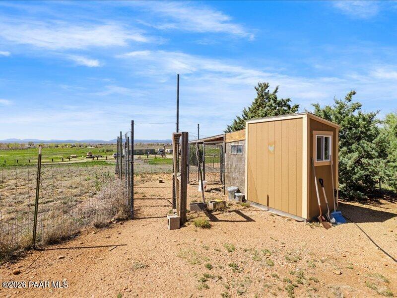 3260 Ron Road, Unit 2 Paulden, AZ 86334 - Photo 24 of 40 24-Back