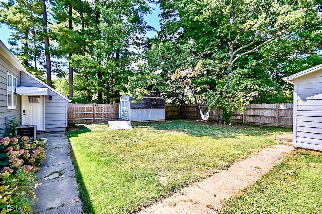 819 West Nimisila Road Akron, OH 44319 - Photo 4 of 31 Gallery Image 4