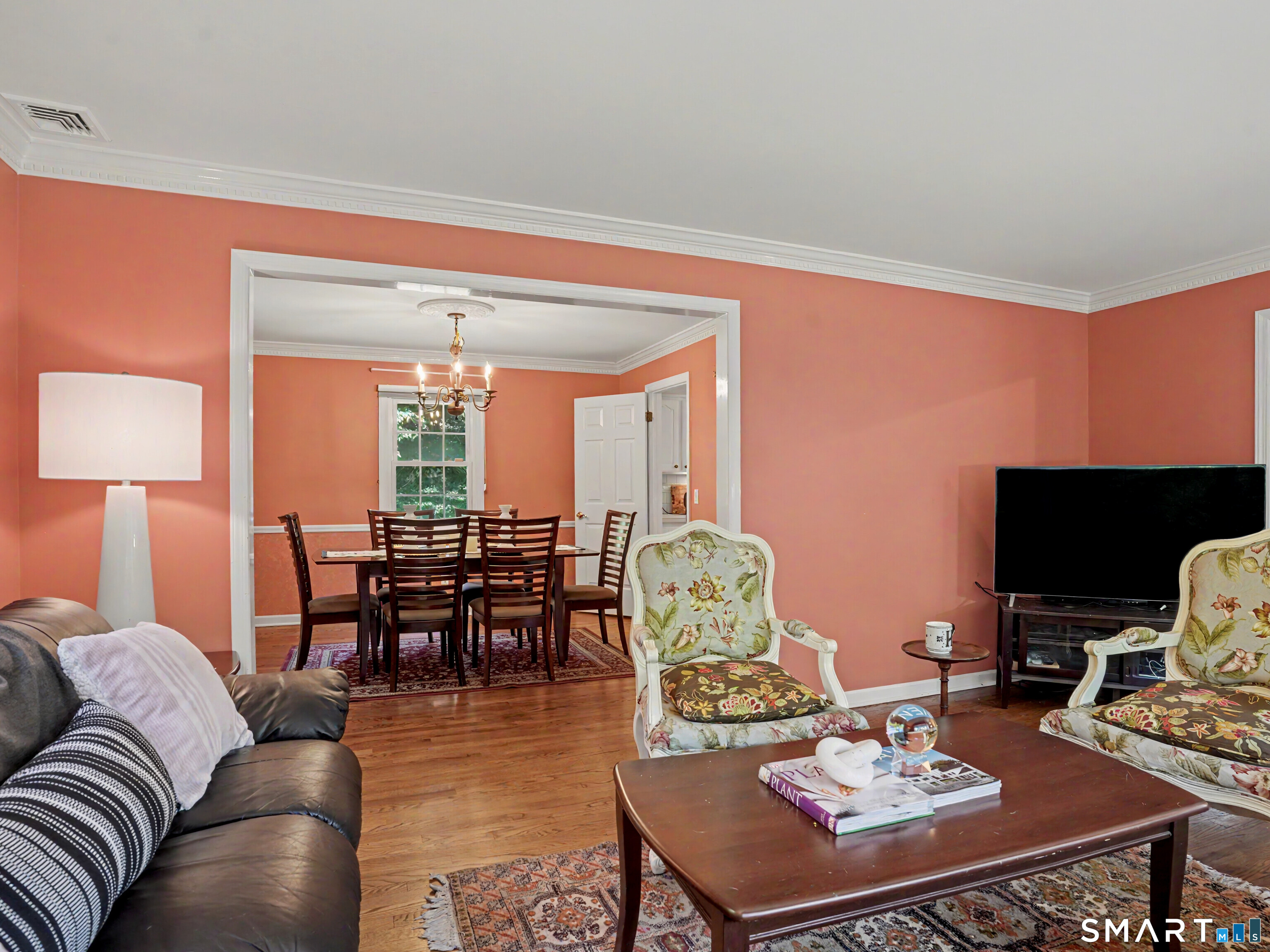 2435 Boston Post Road Darien, CT 06820 - Photo 7 of 32