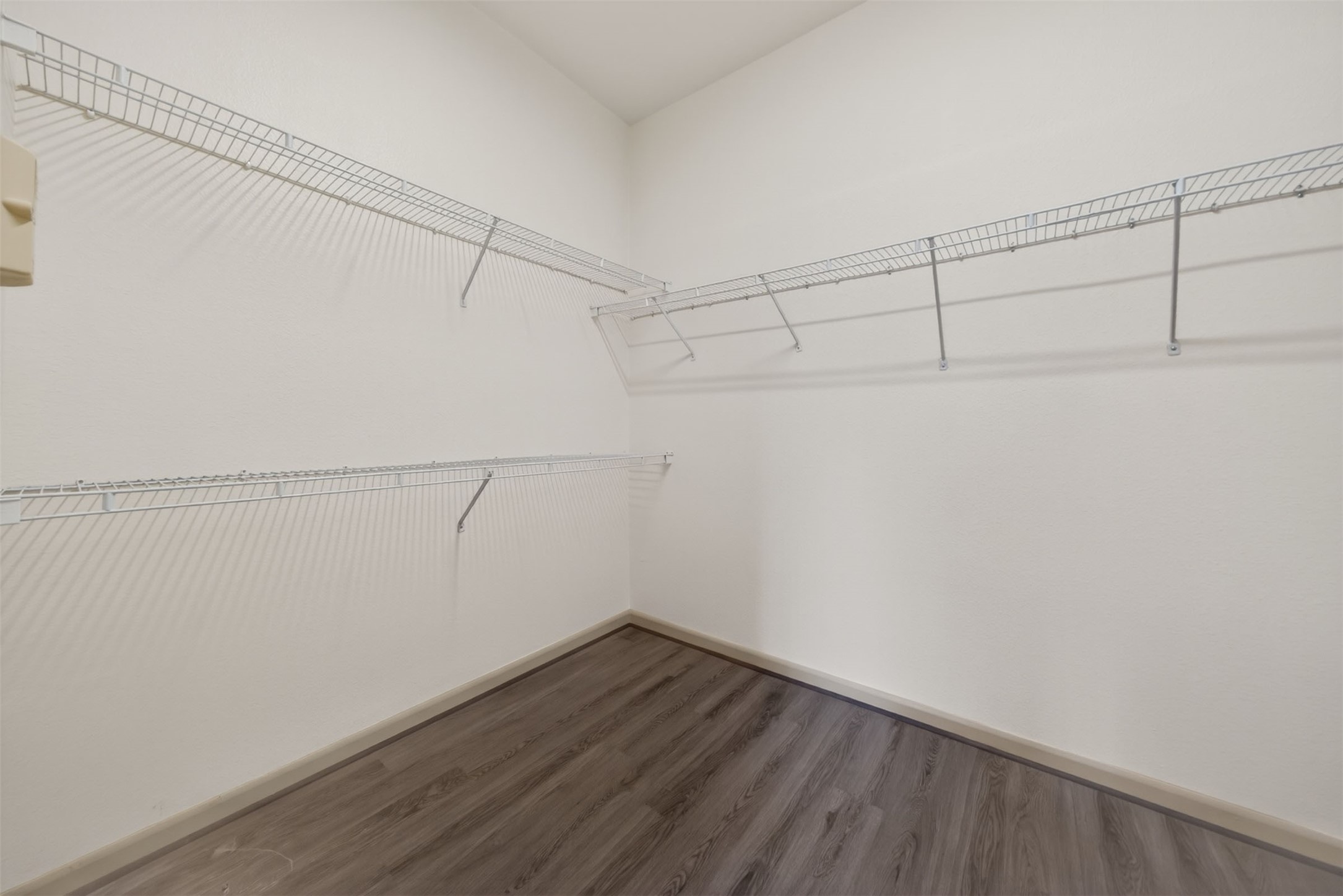 3505 Sage Road, Unit 314 Houston, TX 77056 - Photo 19 of 43 Gallery Image 19
