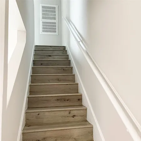 $1,250 | 8718 Victorian Village Drive, Unit 8718, Houston, TX 77071