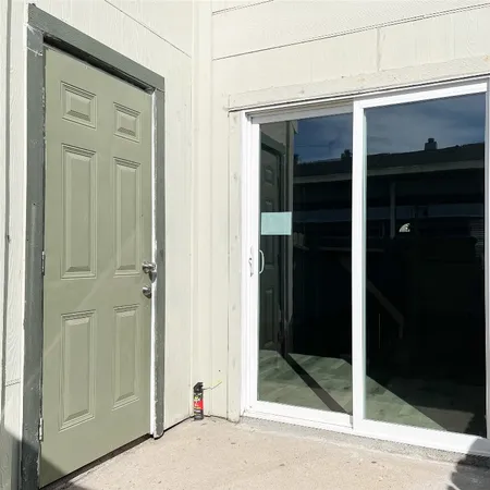 $1,250 | 8718 Victorian Village Drive, Unit 8718, Houston, TX 77071